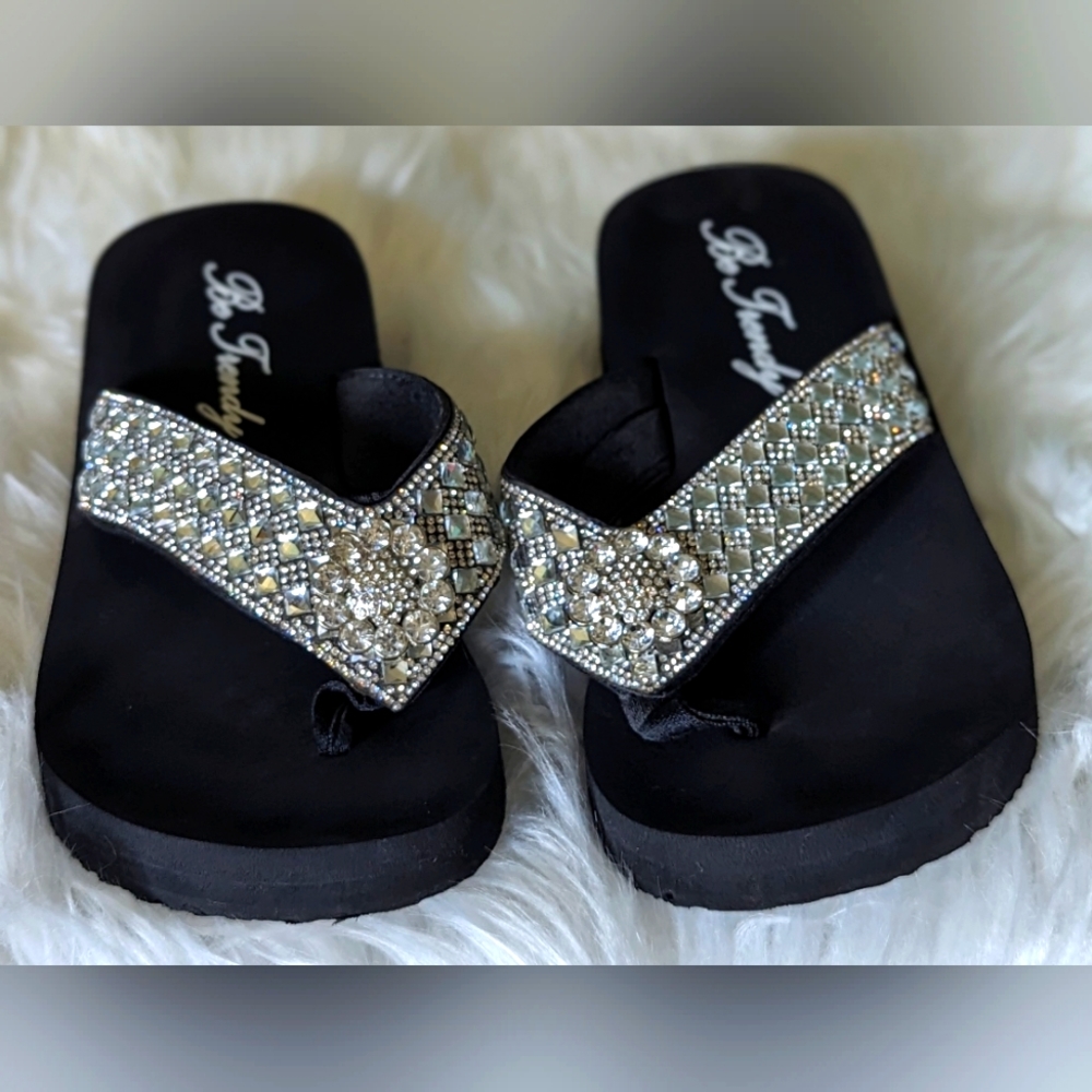 EUC silver/clear rhinestones with flower detail wide strap platform black sole